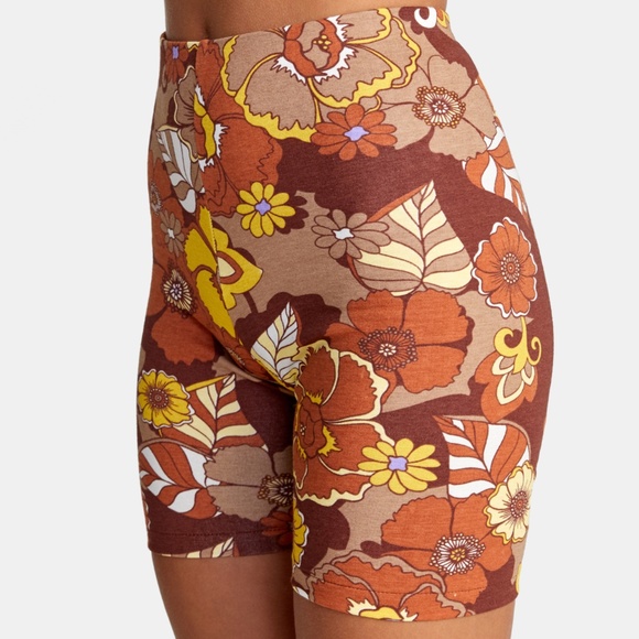 RVCA Push It Bike Shorts - NWT (L) - Picture 12 of 13